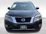 Used 2015 Nissan Pathfinder SL image 2