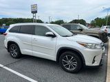 Used 2018 Toyota Highlander XLE image 6