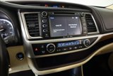 Used 2017 Toyota Highlander FWD V6 image 5