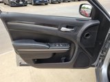 Used 2016 Chrysler 300 Limited image 5
