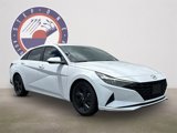 Used 2021 Hyundai Elantra SEL image 2