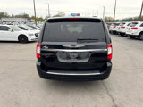 Used 2013 Chrysler Town & Country Touring image 4