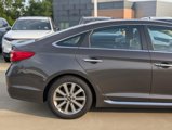 Used 2016 Hyundai Santa Fe Limited w/ Option Group 04 image 3