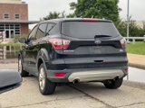 Used 2017 Ford Escape SE image 3