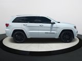 Used 2020 Jeep Grand Cherokee Altitude image 3