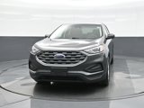 Used 2020 Ford Edge SE image 2