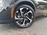 Used 2024 Mitsubishi Outlander SE image 2