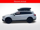 Used 2017 Subaru Outback 3.6R Limited image 5
