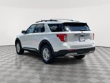 Used 2022 Ford Explorer XLT w/ Equipment Group 202A image 5