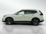 Used 2018 Nissan Rogue SL image 2