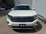 Used 2023 Volkswagen Atlas SE image 2