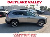 Used 2019 Jeep Cherokee Limited w/ Luxury Group image 6