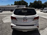 Used 2017 Hyundai Santa Fe SE image 6