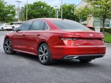 Used 2021 Volkswagen Passat 2.0T SE image 2