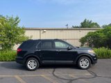 Used 2013 Ford Explorer XLT image 2