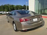 Used 2022 Chevrolet Malibu LT image 2