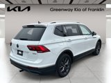 Used 2024 Volkswagen Tiguan SE image 3