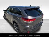 Used 2017 Toyota Highlander XLE image 4