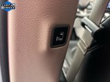 Used 2023 Chrysler Pacifica Touring-L image 4