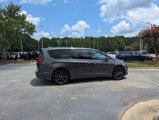 Used 2020 Chrysler Pacifica Touring w/ S Appearance Package image 3
