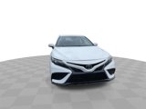 Used 2024 Toyota Camry SE image 4