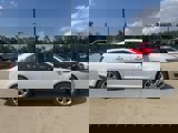 Used 2018 Ford Taurus SE image 2