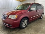 Used 2015 Chrysler Town & Country Touring-L w/ Driver Convenience Group image 3