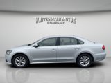Used 2016 Volkswagen Passat 1.8T S image 2