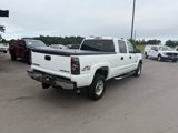Used 2005 Chevrolet Silverado 2500 LT w/ Heavy-Duty Power Package image 4