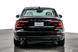 Used 2021 Volvo S60 T5 Momentum w/ Premium Package image 3