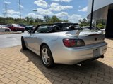 Used 2002 Honda S2000 image 2