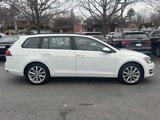 Used 2017 Volkswagen Golf SE image 2