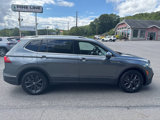 Used 2022 Volkswagen Tiguan SE image 2
