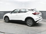 Used 2021 Nissan Kicks SV image 4