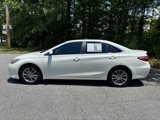 Used 2015 Toyota Camry SE image 3