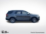 Used 2017 Ford Explorer Platinum image 2