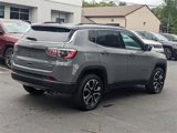 Certified 2022 Jeep Compass Limited image 3