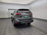 Used 2017 Nissan Rogue SV w/ SV Family Package image 6