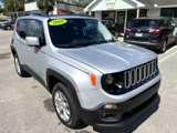 Used 2016 Jeep Renegade Latitude image 3