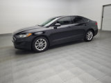 Used 2020 Ford Fusion SE image 2
