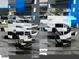 Used 2025 Chevrolet Equinox LT w/ Safety and Technology Package image 4