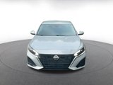 Used 2023 Nissan Altima 2.5 SV image 4