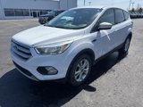 Used 2017 Ford Escape SE image 2