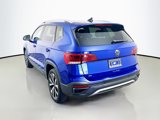 Used 2022 Volkswagen Taos SE w/ Panoramic Sunroof Package image 6