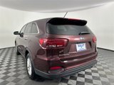 Used 2019 Kia Sorento LX image 5