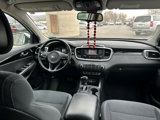 Used 2016 Kia Sorento LX w/ LX Convenience Package image 4