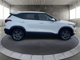 Used 2023 Kia Seltos LX image 2