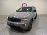 Used 2020 Jeep Grand Cherokee Laredo image 3
