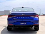 Used 2021 Hyundai Elantra SEL w/ Convenience + Premium Package image 5