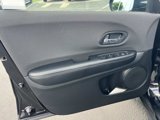 Certified 2021 Honda HR-V LX image 4